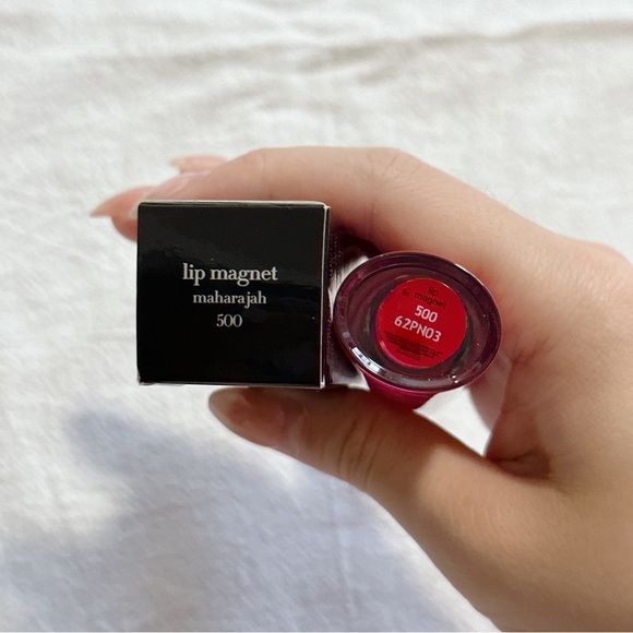 Armani Lip Magnet Lipstick - 500 maharajah - Picture 2 of 2